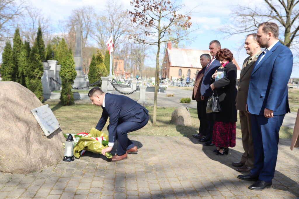 IMG_7116-1024x683 Pamiętamy. Hołd dla ofiar Smoleńska i Katynia