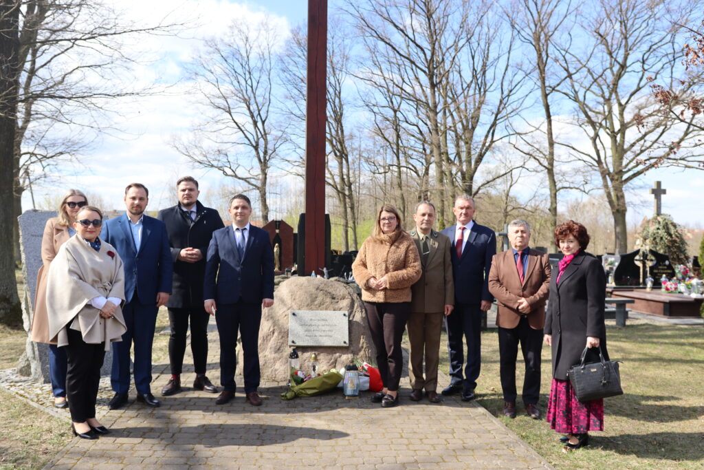 IMG_7127-1-1024x683 Pamiętamy. Hołd dla ofiar Smoleńska i Katynia